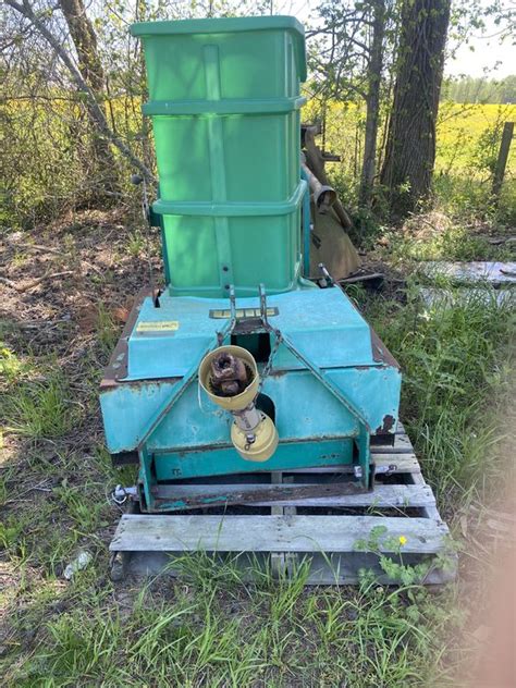 small square bale shredder